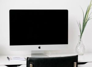 minimalist desk set up mac desktop | No Distractions: 5 Ways to Focus This Fall