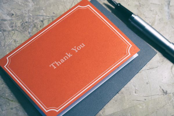 orange thank you card | How to be Selfless This Valentine's Day https://positiveroutines.com/how-to-be-selfless/ 