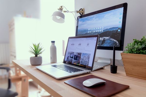 clean organized workspace | 6 Surprising Things to Add To Your Everyday Routine https://positiveroutines.com/everyday-routine-hacks/